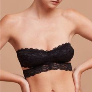 Brand new Aritzia Santa Rosa Black lace bandeau